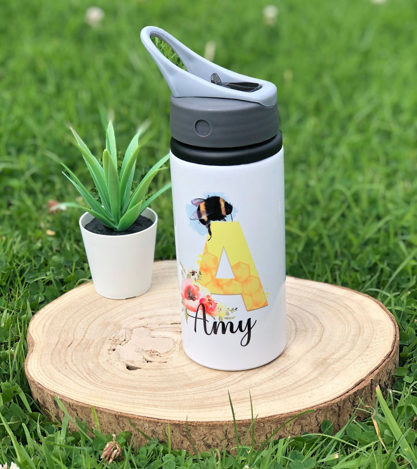 Personalised Drink Bottle, Bee Initial Water Bottle, Drink Bottle With Handle, Teacher Gift, Teaching Assistant, Friend Gift, Bee Gift