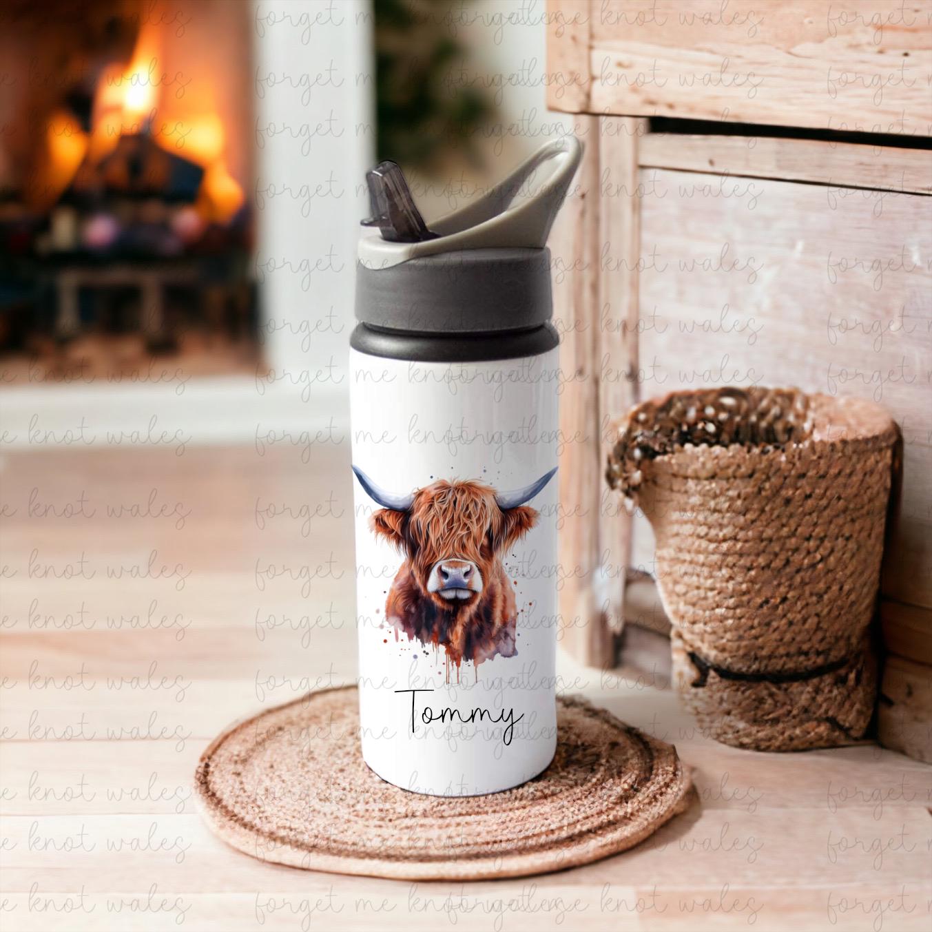 Highland Cow Water Bottle, Drinks Bottle With Highland Cow Design. Water Bottle With Straw